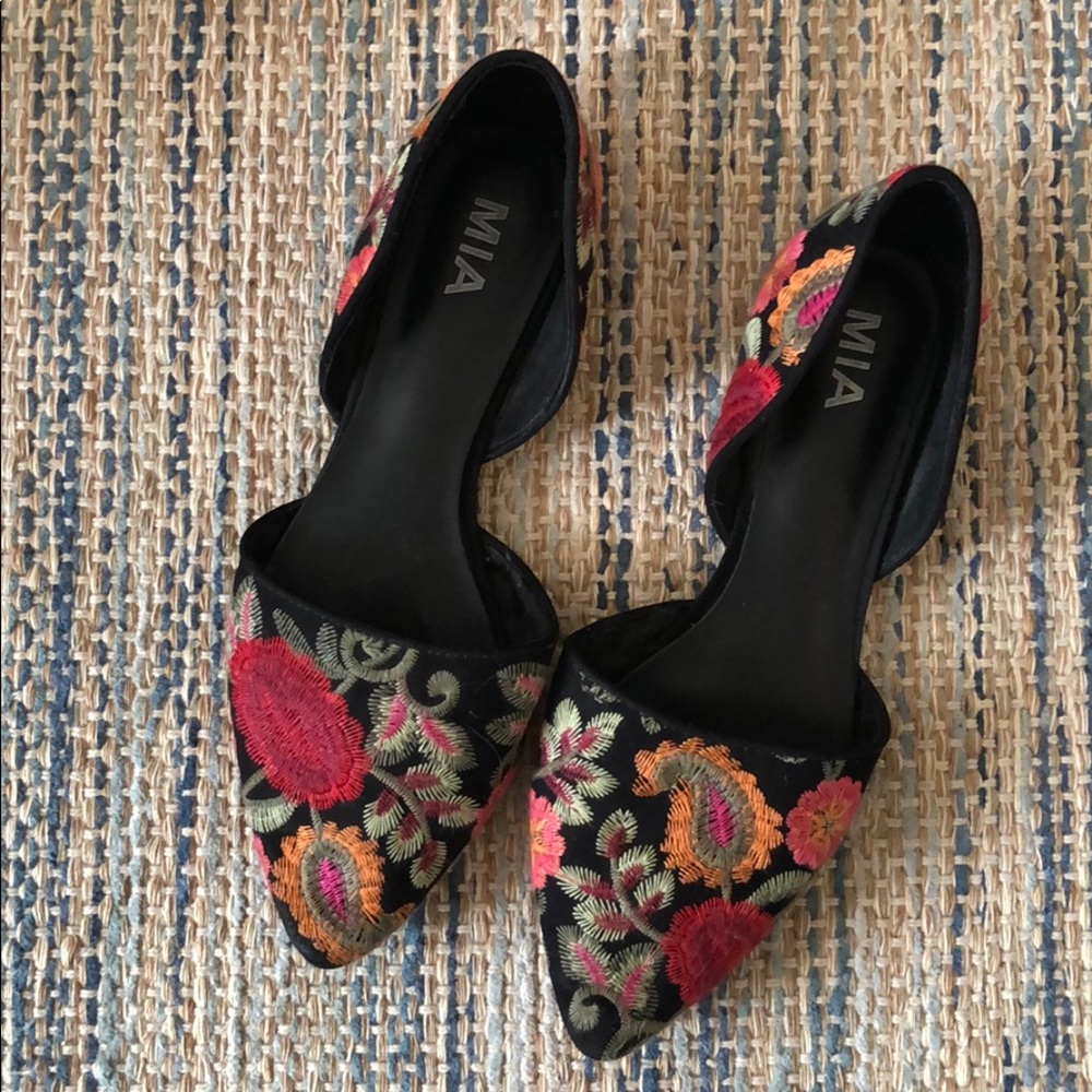 MIA Embroidered Flats